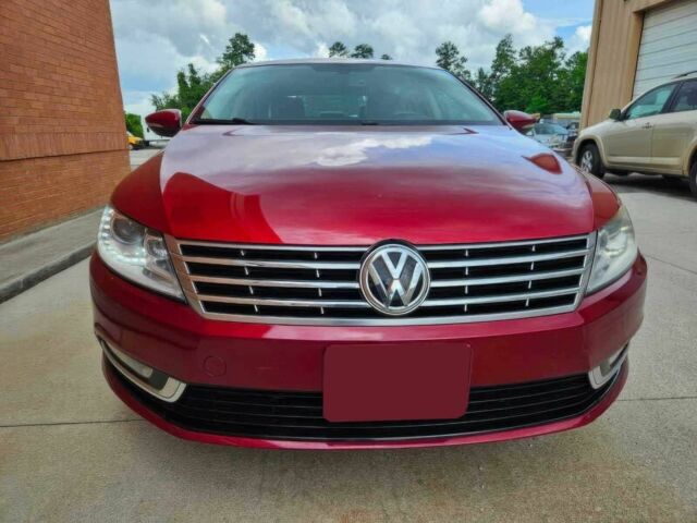 Красный Фольксваген Другая, объемом двигателя 2 л и пробегом 81 тыс. км за 4200 $, фото 1 на Automoto.ua