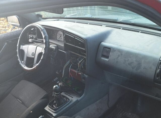 Красный Фольксваген Другая, объемом двигателя 0 л и пробегом 400 тыс. км за 834 $, фото 1 на Automoto.ua