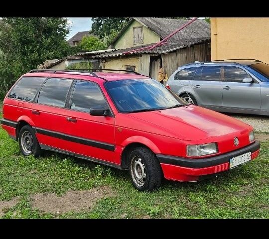 Красный Фольксваген Другая, объемом двигателя 0 л и пробегом 300 тыс. км за 1500 $, фото 1 на Automoto.ua