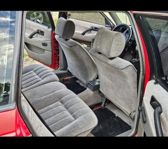 Красный Фольксваген Другая, объемом двигателя 0 л и пробегом 300 тыс. км за 1500 $, фото 5 на Automoto.ua