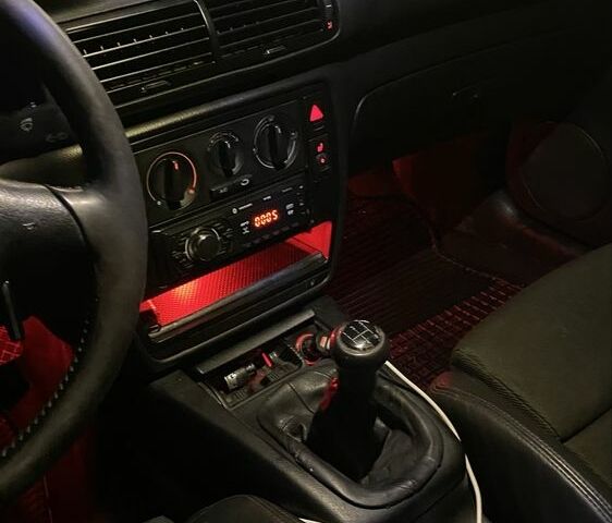 Червоний Фольксваген Інша, об'ємом двигуна 1.8 л та пробігом 420 тис. км за 3000 $, фото 10 на Automoto.ua