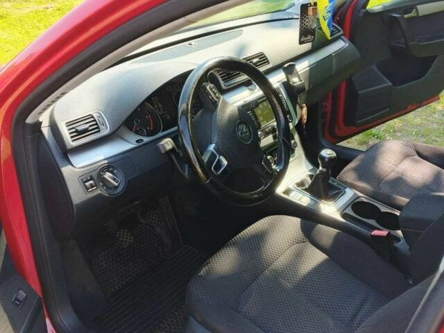 Красный Фольксваген Другая, объемом двигателя 1.6 л и пробегом 272 тыс. км за 8100 $, фото 3 на Automoto.ua