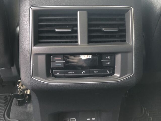 Красный Фольксваген Другая, объемом двигателя 3.6 л и пробегом 104 тыс. км за 25300 $, фото 12 на Automoto.ua