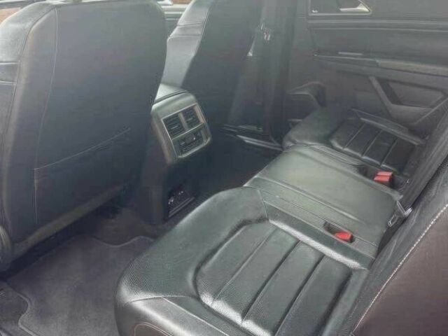 Червоний Фольксваген Інша, об'ємом двигуна 3.6 л та пробігом 37 тис. км за 13700 $, фото 11 на Automoto.ua