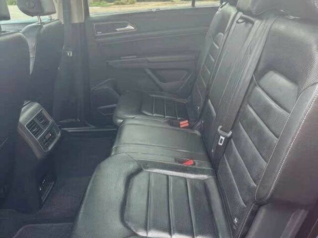 Червоний Фольксваген Інша, об'ємом двигуна 3.6 л та пробігом 37 тис. км за 13700 $, фото 12 на Automoto.ua