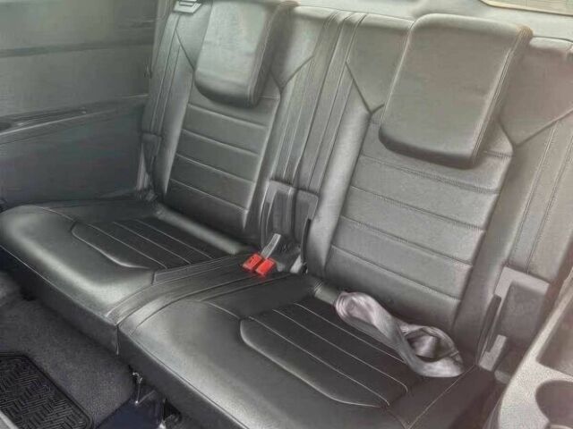 Червоний Фольксваген Інша, об'ємом двигуна 3.6 л та пробігом 37 тис. км за 13700 $, фото 13 на Automoto.ua