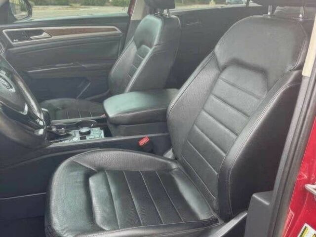 Червоний Фольксваген Інша, об'ємом двигуна 3.6 л та пробігом 37 тис. км за 13700 $, фото 10 на Automoto.ua