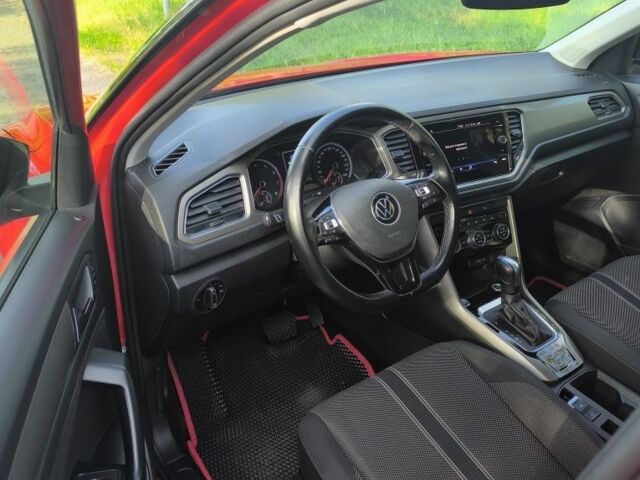 Красный Фольксваген Другая, объемом двигателя 1.5 л и пробегом 65 тыс. км за 21000 $, фото 6 на Automoto.ua