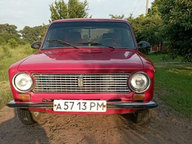 Красный Фольксваген Другая, объемом двигателя 1.5 л и пробегом 78 тыс. км за 700 $, фото 1 на Automoto.ua