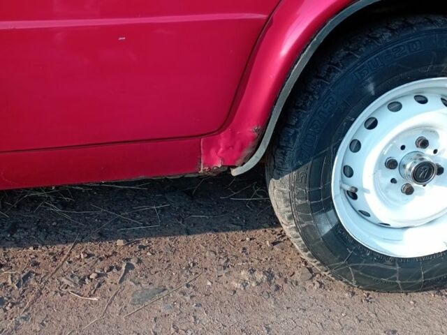 Красный Фольксваген Другая, объемом двигателя 1.5 л и пробегом 78 тыс. км за 700 $, фото 5 на Automoto.ua