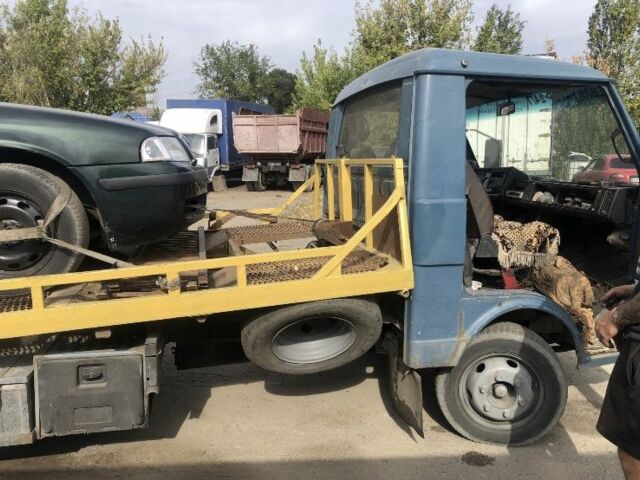 Фольксваген Другая, объемом двигателя 2.3 л и пробегом 0 тыс. км за 4100 $, фото 1 на Automoto.ua