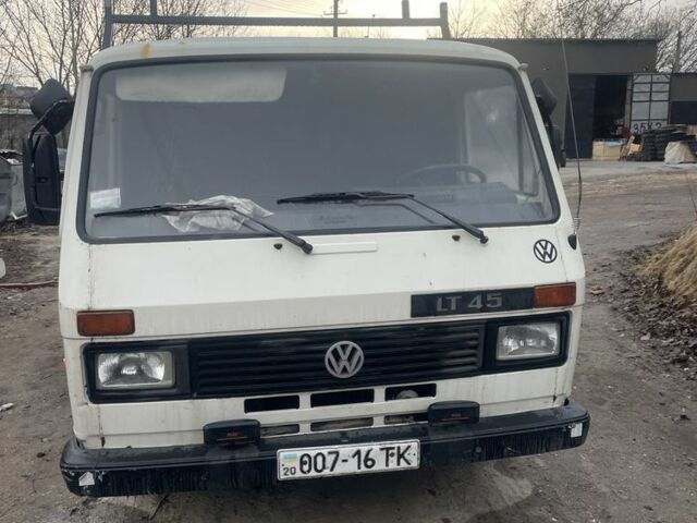 Фольксваген Другая, объемом двигателя 2.3 л и пробегом 0 тыс. км за 2800 $, фото 1 на Automoto.ua