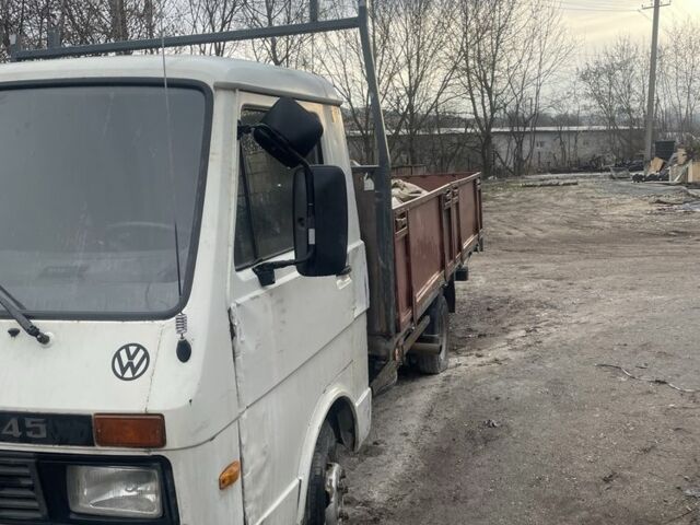 Фольксваген Другая, объемом двигателя 2.3 л и пробегом 0 тыс. км за 2800 $, фото 3 на Automoto.ua