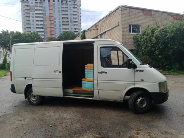 Фольксваген Другая, объемом двигателя 2.3 л и пробегом 0 тыс. км за 5300 $, фото 4 на Automoto.ua