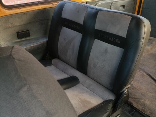 Желтый Фольксваген Другая, объемом двигателя 0 л и пробегом 277 тыс. км за 1600 $, фото 3 на Automoto.ua