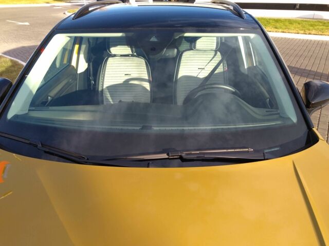 Жовтий Фольксваген Інша, об'ємом двигуна 1.5 л та пробігом 27 тис. км за 26500 $, фото 6 на Automoto.ua