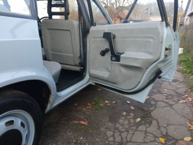 Серый Фольксваген Другая, объемом двигателя 1.5 л и пробегом 37 тыс. км за 2650 $, фото 7 на Automoto.ua