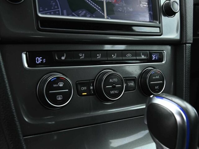 Серый Фольксваген Другая, объемом двигателя 0 л и пробегом 112 тыс. км за 8999 $, фото 13 на Automoto.ua