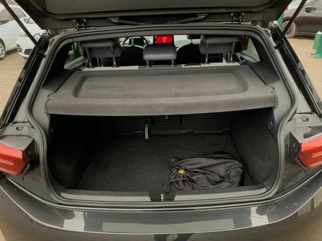 Серый Фольксваген Другая, объемом двигателя 0 л и пробегом 153 тыс. км за 16655 $, фото 11 на Automoto.ua