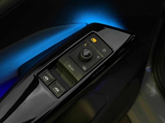 Серый Фольксваген Другая, объемом двигателя 1 л и пробегом 33 тыс. км за 17500 $, фото 15 на Automoto.ua