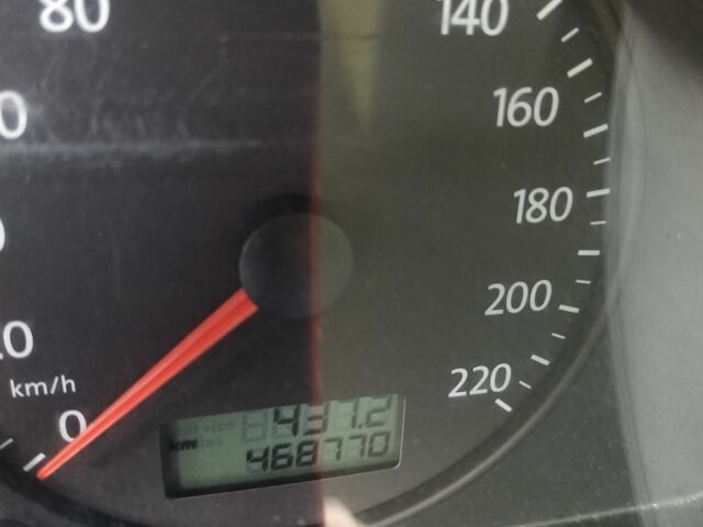 Фольксваген Другая 2006 в Литине на Automoto.ua Серый Фольксваген Другая, объемом двигателя 2.5 л и пробегом 400 тыс. км за 6076 $, фото 6 на Automoto.ua