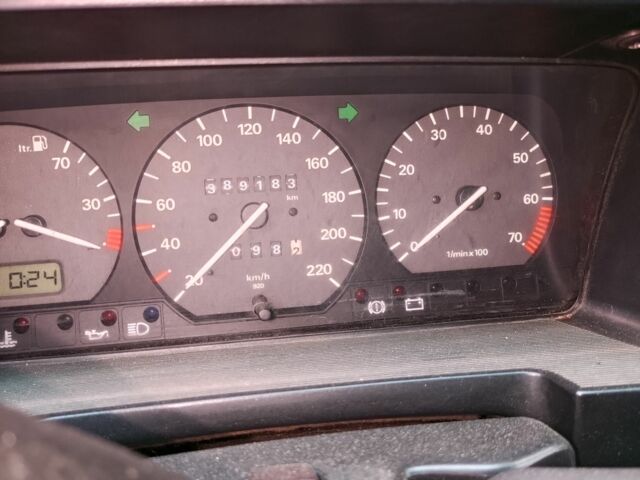 Серый Фольксваген Другая, объемом двигателя 2 л и пробегом 390 тыс. км за 1700 $, фото 4 на Automoto.ua