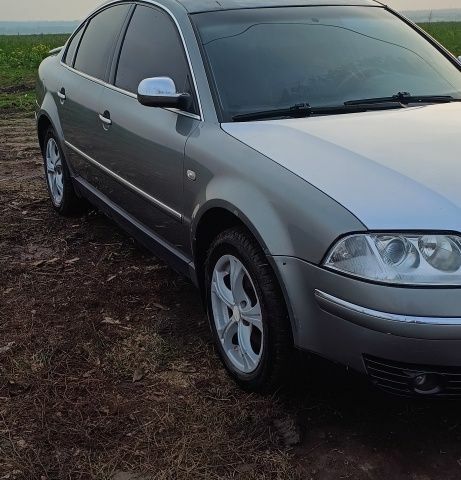 Серый Фольксваген Другая, объемом двигателя 1.8 л и пробегом 35 тыс. км за 4000 $, фото 1 на Automoto.ua