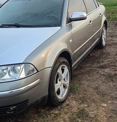 Серый Фольксваген Другая, объемом двигателя 1.8 л и пробегом 35 тыс. км за 4000 $, фото 2 на Automoto.ua