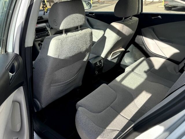 Сірий Фольксваген Інша, об'ємом двигуна 1.6 л та пробігом 230 тис. км за 6200 $, фото 9 на Automoto.ua