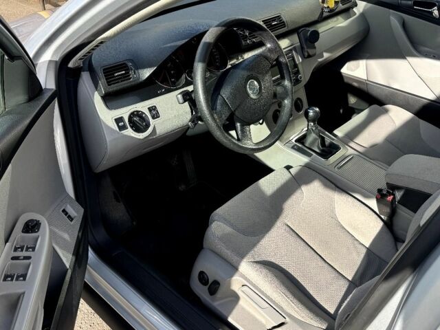 Сірий Фольксваген Інша, об'ємом двигуна 1.6 л та пробігом 230 тис. км за 6200 $, фото 8 на Automoto.ua