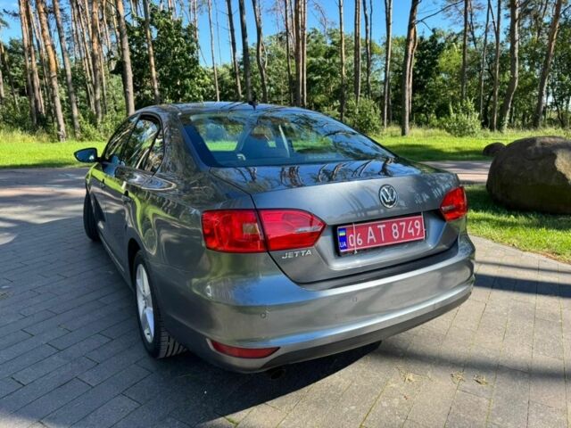 Сірий Фольксваген Інша, об'ємом двигуна 1.2 л та пробігом 160 тис. км за 7800 $, фото 2 на Automoto.ua