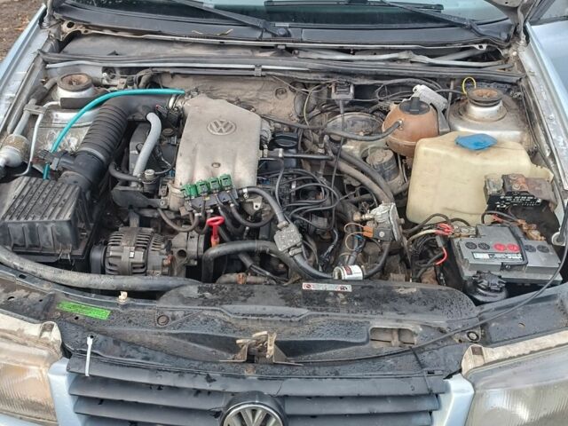 Серый Фольксваген Другая, объемом двигателя 1.6 л и пробегом 200 тыс. км за 1500 $, фото 3 на Automoto.ua