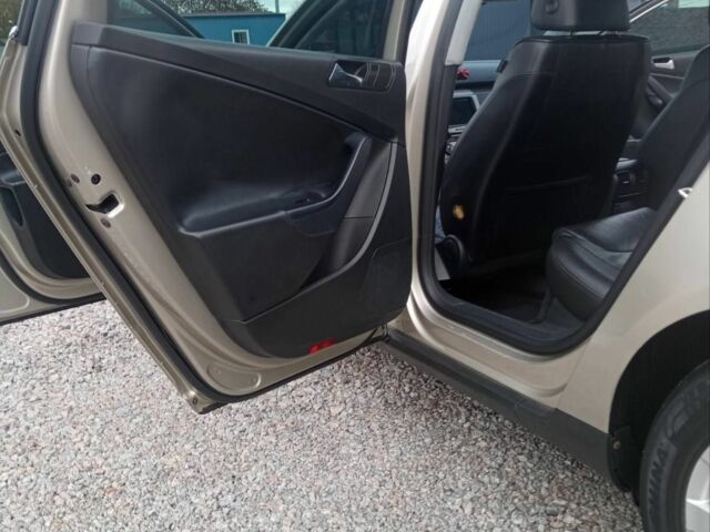 Серый Фольксваген Другая, объемом двигателя 2 л и пробегом 217 тыс. км за 6100 $, фото 6 на Automoto.ua