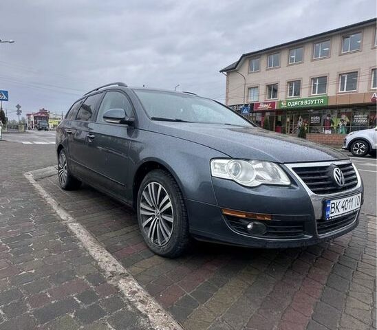 Сірий Фольксваген Інша, об'ємом двигуна 2 л та пробігом 280 тис. км за 6100 $, фото 3 на Automoto.ua