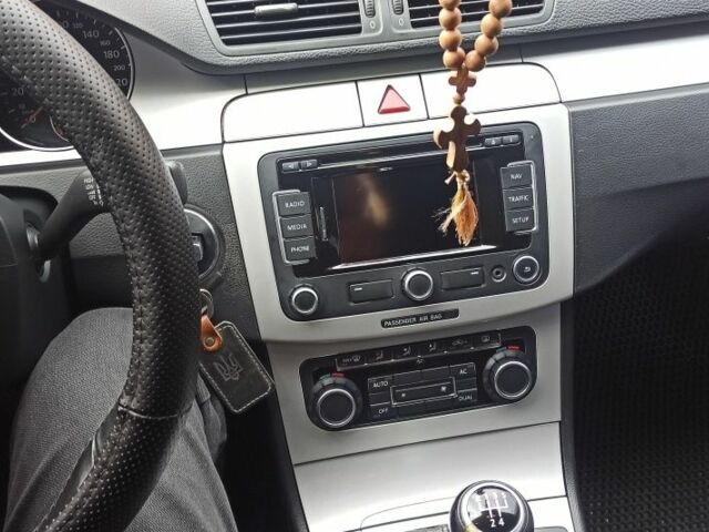 Сірий Фольксваген Інша, об'ємом двигуна 1.6 л та пробігом 260 тис. км за 8000 $, фото 8 на Automoto.ua