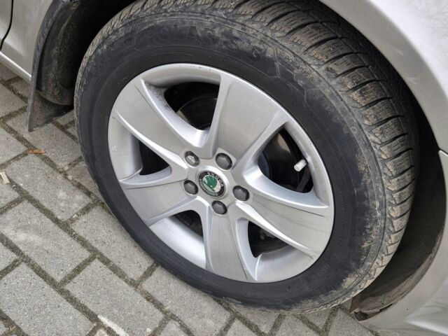 Сірий Фольксваген Інша, об'ємом двигуна 1.6 л та пробігом 310 тис. км за 7000 $, фото 3 на Automoto.ua