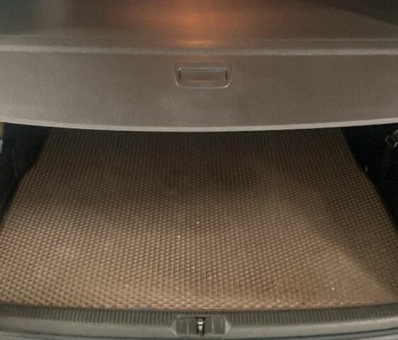 Серый Фольксваген Другая, объемом двигателя 1.6 л и пробегом 248 тыс. км за 9000 $, фото 12 на Automoto.ua