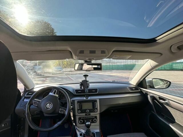 Серый Фольксваген Другая, объемом двигателя 1.6 л и пробегом 260 тыс. км за 10500 $, фото 5 на Automoto.ua