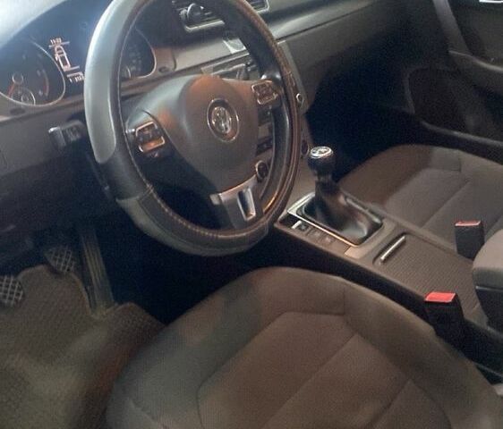 Серый Фольксваген Другая, объемом двигателя 1.6 л и пробегом 248 тыс. км за 9000 $, фото 8 на Automoto.ua