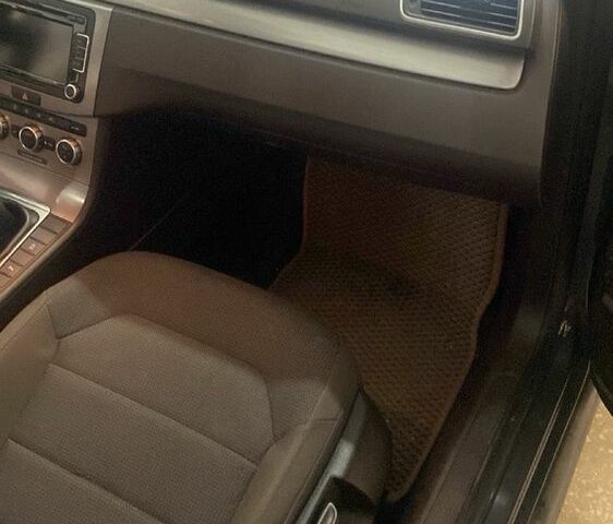 Серый Фольксваген Другая, объемом двигателя 1.6 л и пробегом 248 тыс. км за 9000 $, фото 15 на Automoto.ua