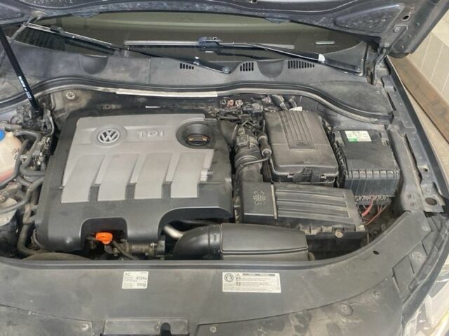 Серый Фольксваген Другая, объемом двигателя 1.6 л и пробегом 248 тыс. км за 9000 $, фото 6 на Automoto.ua