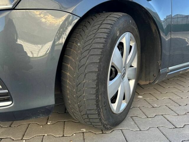 Серый Фольксваген Другая, объемом двигателя 1.6 л и пробегом 260 тыс. км за 10500 $, фото 8 на Automoto.ua