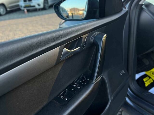 Серый Фольксваген Другая, объемом двигателя 1.6 л и пробегом 212 тыс. км за 8700 $, фото 9 на Automoto.ua