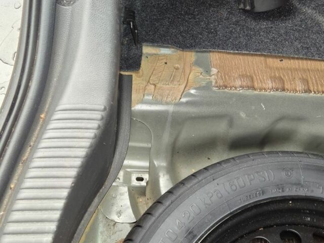 Серый Фольксваген Другая, объемом двигателя 2 л и пробегом 183 тыс. км за 8000 $, фото 15 на Automoto.ua