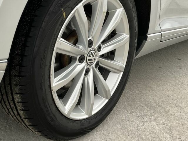 Серый Фольксваген Другая, объемом двигателя 2 л и пробегом 185 тыс. км за 21200 $, фото 4 на Automoto.ua