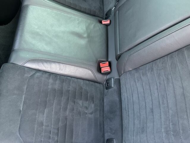 Серый Фольксваген Другая, объемом двигателя 1.6 л и пробегом 277 тыс. км за 17900 $, фото 5 на Automoto.ua