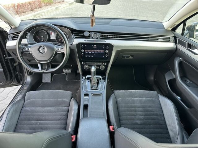 Серый Фольксваген Другая, объемом двигателя 1.6 л и пробегом 277 тыс. км за 17900 $, фото 4 на Automoto.ua