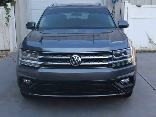 Сірий Фольксваген Інша, об'ємом двигуна 3.6 л та пробігом 34 тис. км за 8000 $, фото 1 на Automoto.ua