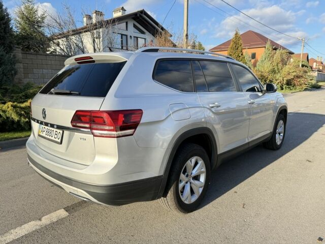 Сірий Фольксваген Інша, об'ємом двигуна 2 л та пробігом 132 тис. км за 18100 $, фото 3 на Automoto.ua