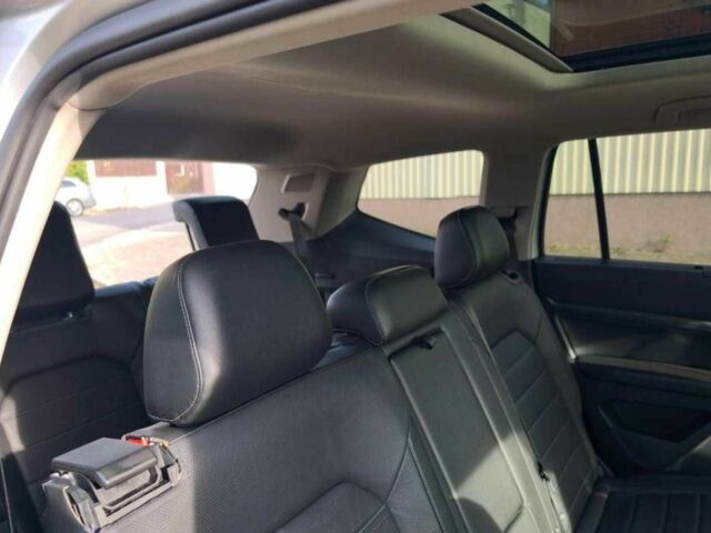 Серый Фольксваген Другая, объемом двигателя 3.6 л и пробегом 98 тыс. км за 18000 $, фото 15 на Automoto.ua